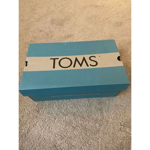 *NWT* TOMS x Happiness Project Men’s White Rainbow Sneakers - Picture 8 of 12